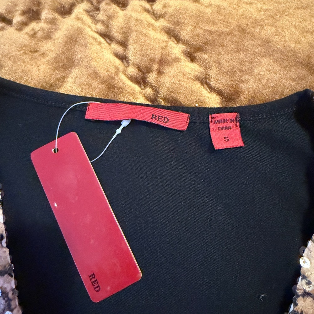 Red Leopard Sequin Camisole - Gold and Black - Picture 4 of 6